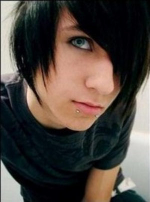 hairstyles for emos. Emo Hair Styles With Image Emo Girls Hairstyle With Short Blond Emo Haircut