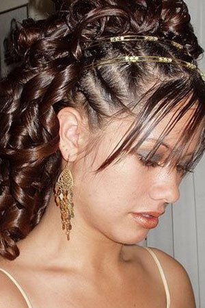 Black Hairstyles 2011 on Greeting  This Post Summarize The Work Of Prom Hairstyles 2011 Black
