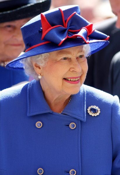 queen elizabeth 2 wedding ring. queen elizabeth 2 royal
