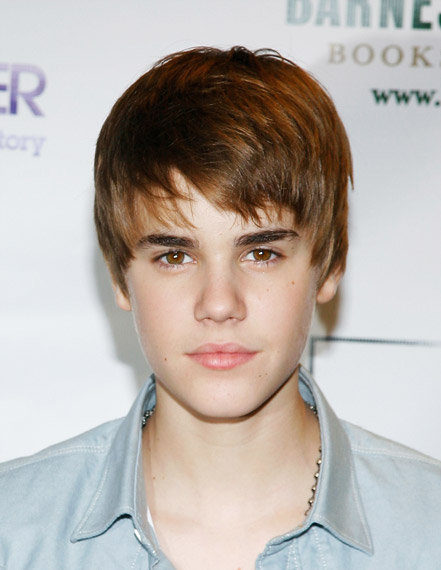 justin bieber new 2011 pictures. justin bieber pictures 2011