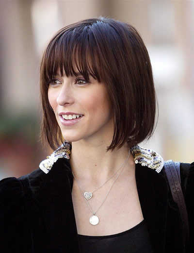 Short  Hair Style on Hairstyles With Bangs 2011  Short Bob Hairstyle With