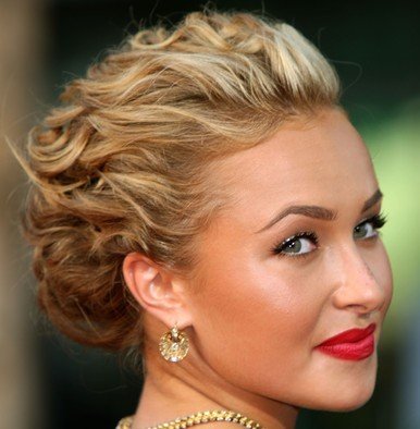 Short Prom Hairdos on Prom Updos 2011 For Short Hair  Prom Hairstyles 2011 For Short