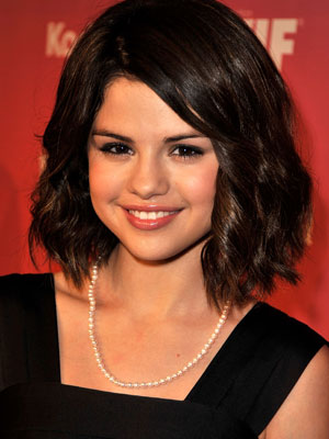selena gomez fashion 2009. Selena Gomez. View Photos